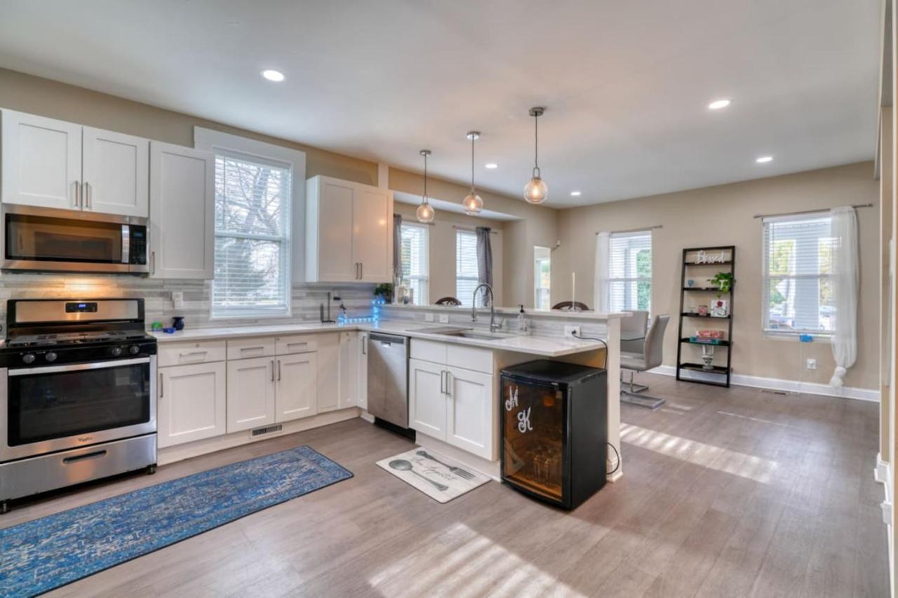5 Bedrooms With A Gameroom * Baltimore