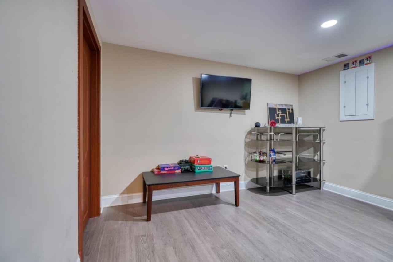 5 Bedrooms With A Gameroom Holiday home Baltimore