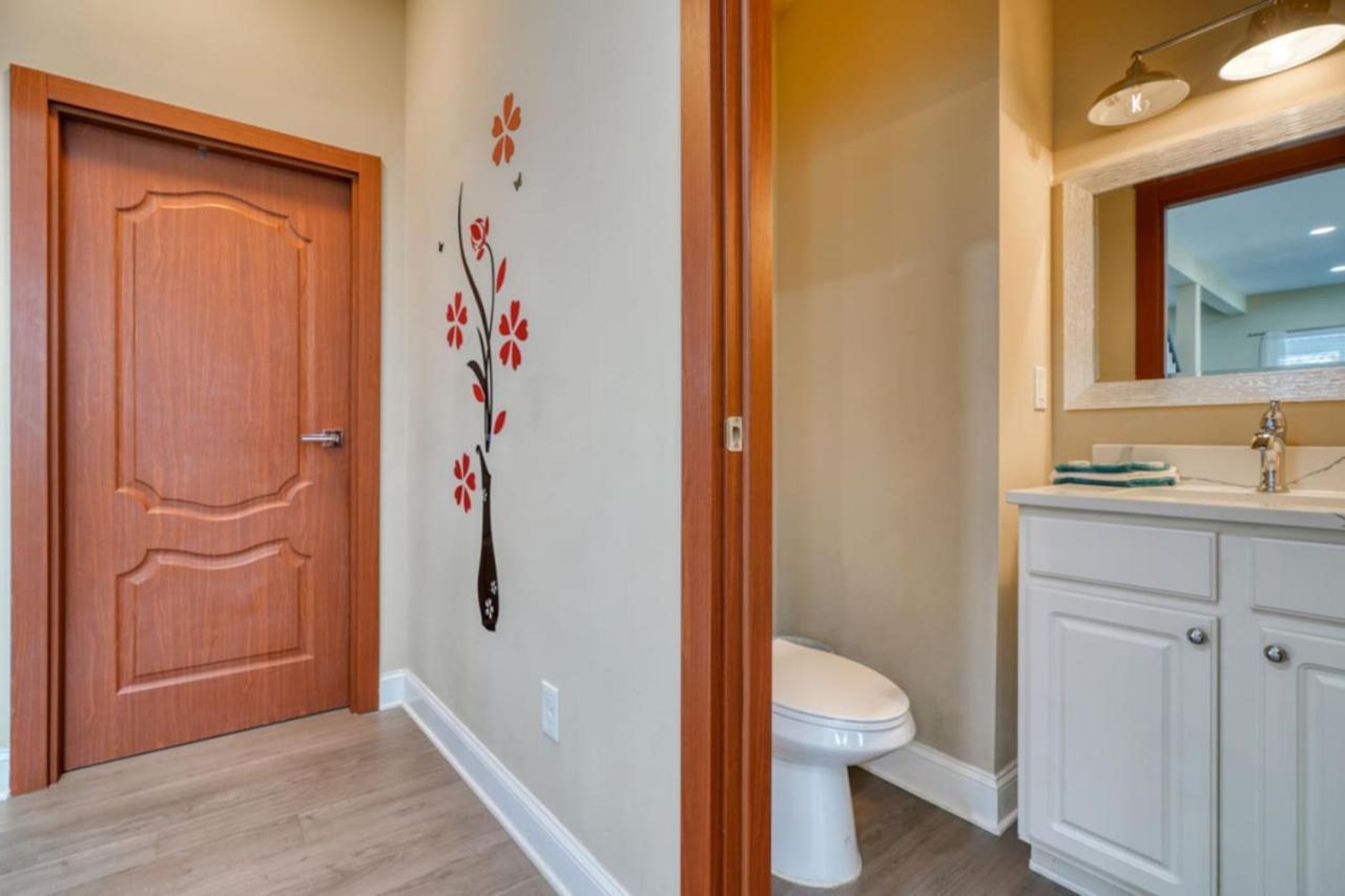 Holiday home 5 Bedrooms With A Gameroom Baltimore