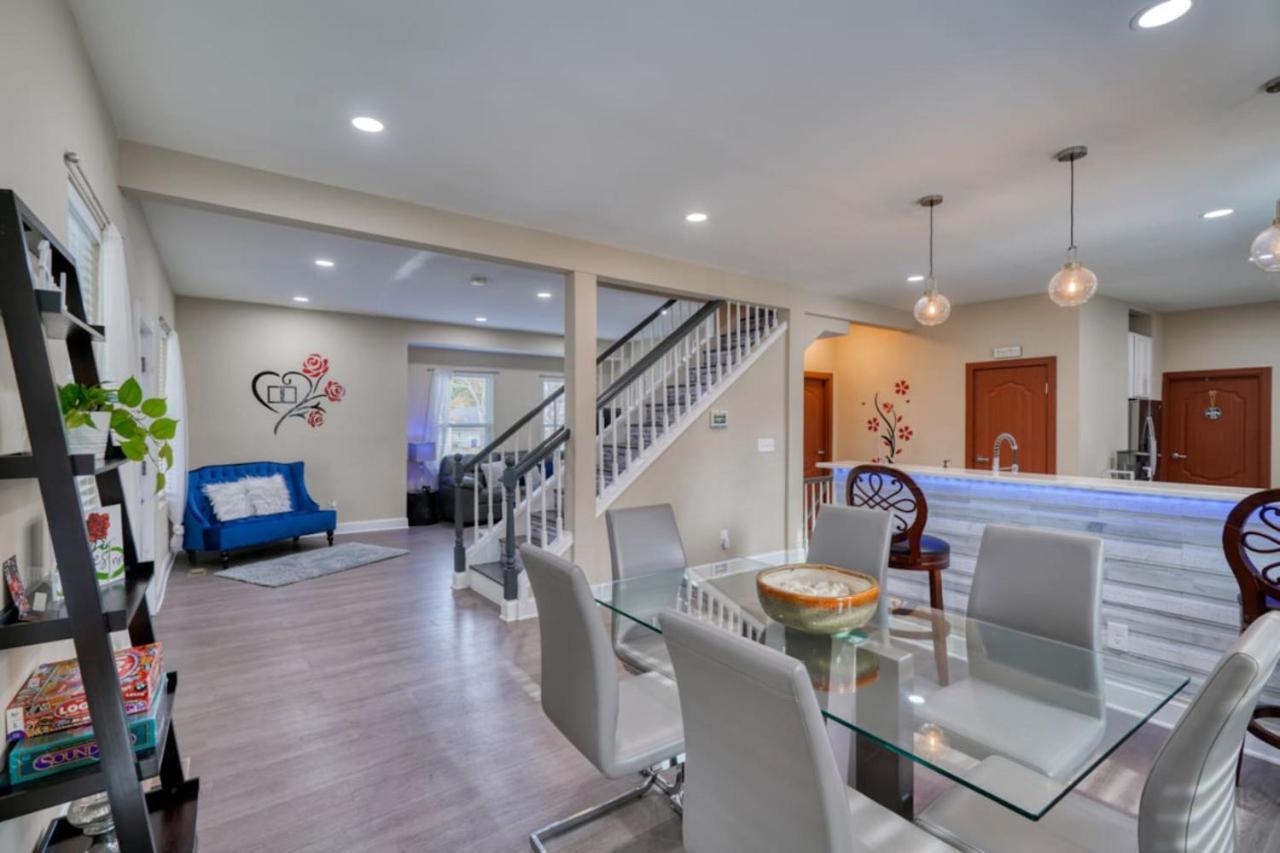 Holiday home 5 Bedrooms With A Gameroom *