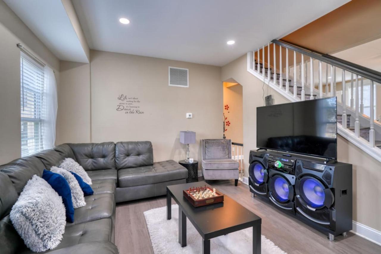 5 Bedrooms With A Gameroom Baltimore